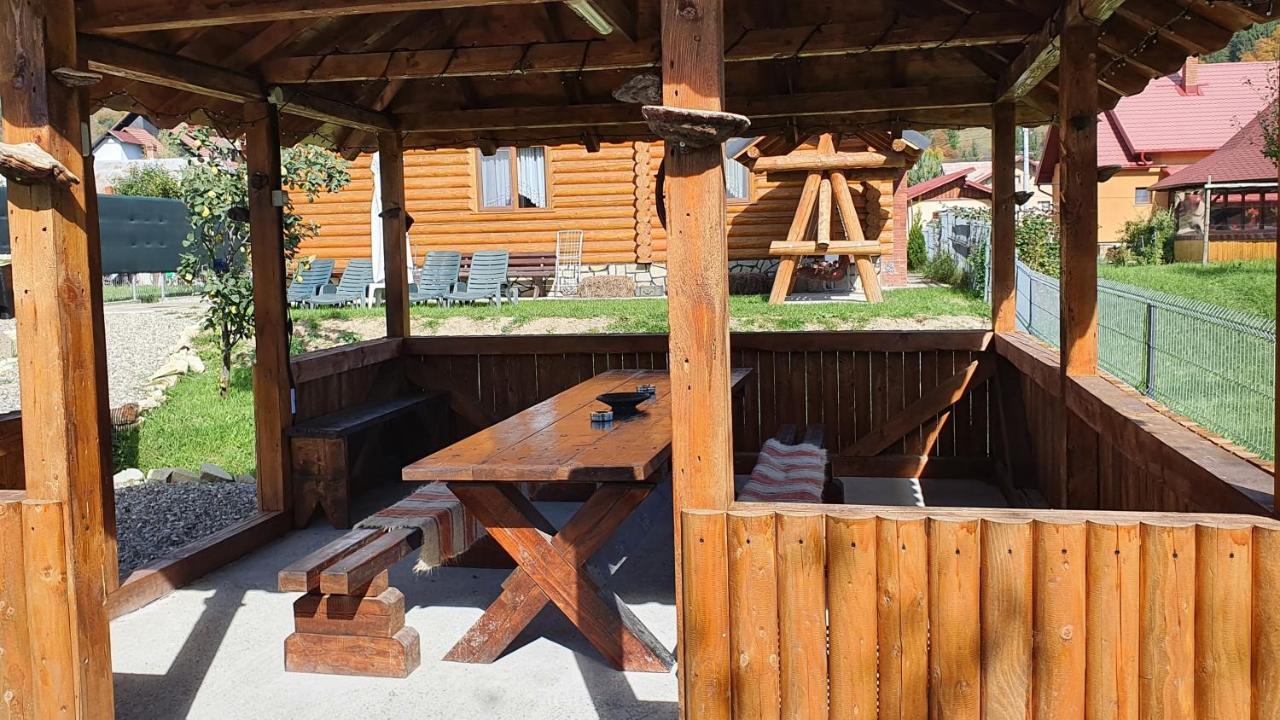 Cabana Alesia, Relaxare La Poalele Raraului Câmpulung Moldovenesc Buitenkant foto