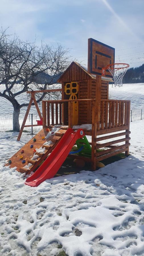 Cabana Alesia, Relaxare La Poalele Raraului Câmpulung Moldovenesc Buitenkant foto