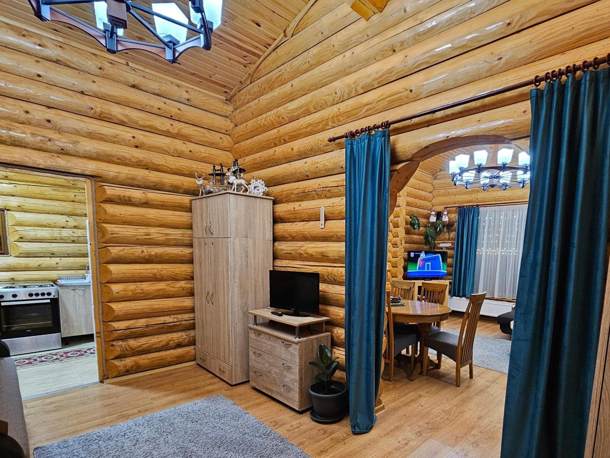 Cabana Alesia, Relaxare La Poalele Raraului Câmpulung Moldovenesc Buitenkant foto