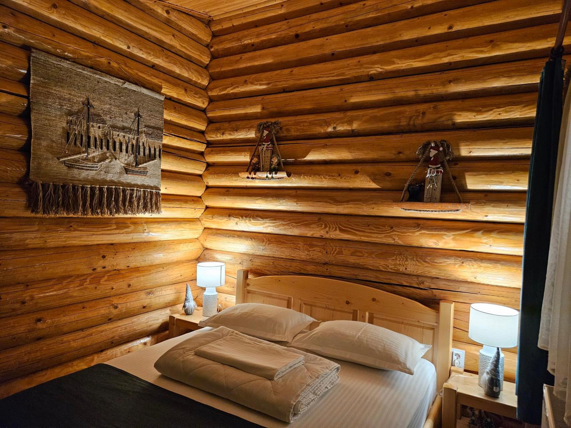 Cabana Alesia, Relaxare La Poalele Raraului Câmpulung Moldovenesc Buitenkant foto